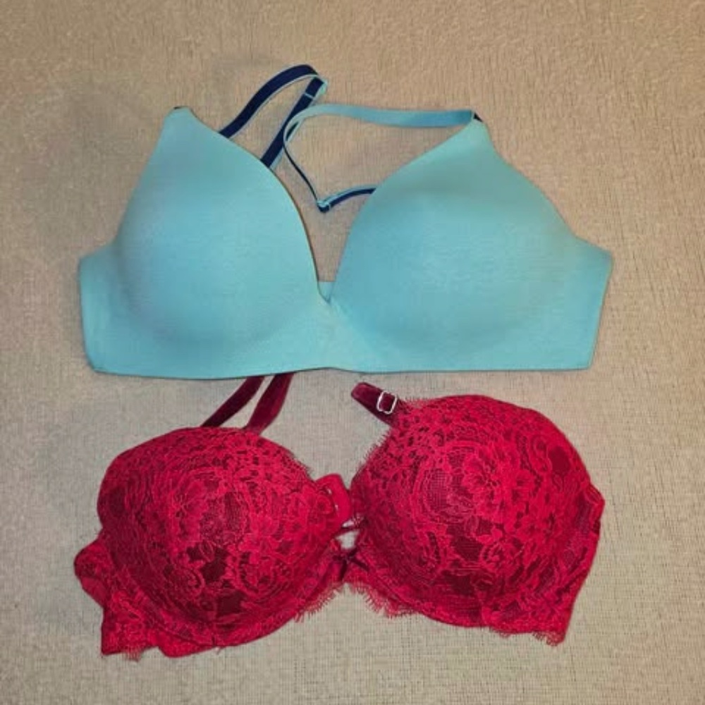 Victoria's Secret No-wire Bra and Victoria's Secret Dream Angels Push-Up…